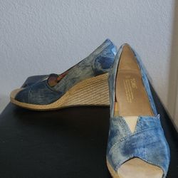 TOMS  Tdenm Tie Dye Denim Wedges