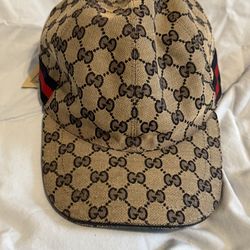 Gucci Original GG Canvas Baseball Hat