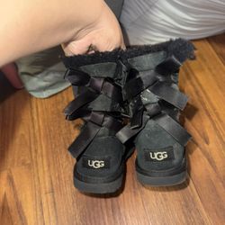 Kids Size 12 Uggs 