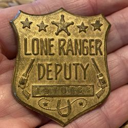 VINTAGE 1940’s METAL LONE RANGER DEPUTY COLLECTIBLE