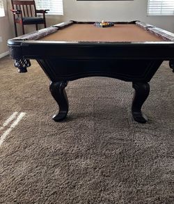 8x4 3pc slate pooltable like new condition