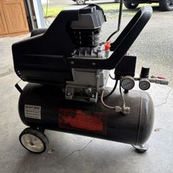 Central Pneumatic Air Compressor 