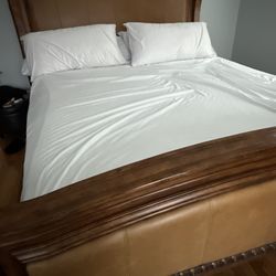 Brown Wood Bedroom Set w/  5- Drawer Dresser, and 6 seater table with leaf