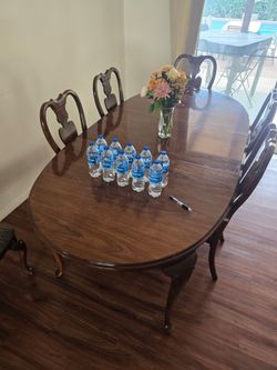 Vintage Drexel Wooden Dining table