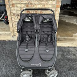 Baby jogger double stroller 