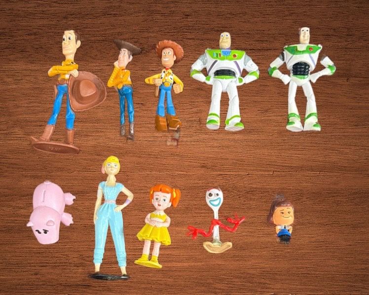 DISNEY TOY STORY FIGURES LOT OF 10 TOYS