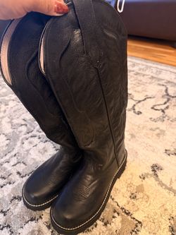 NEW Ariat Boots size 8.5