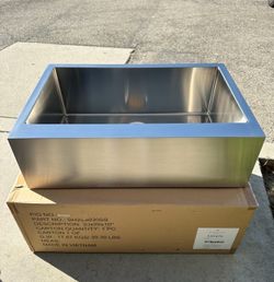 Kitchen Sink Farmhouse 