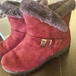 Brand new faux fur winter boots 