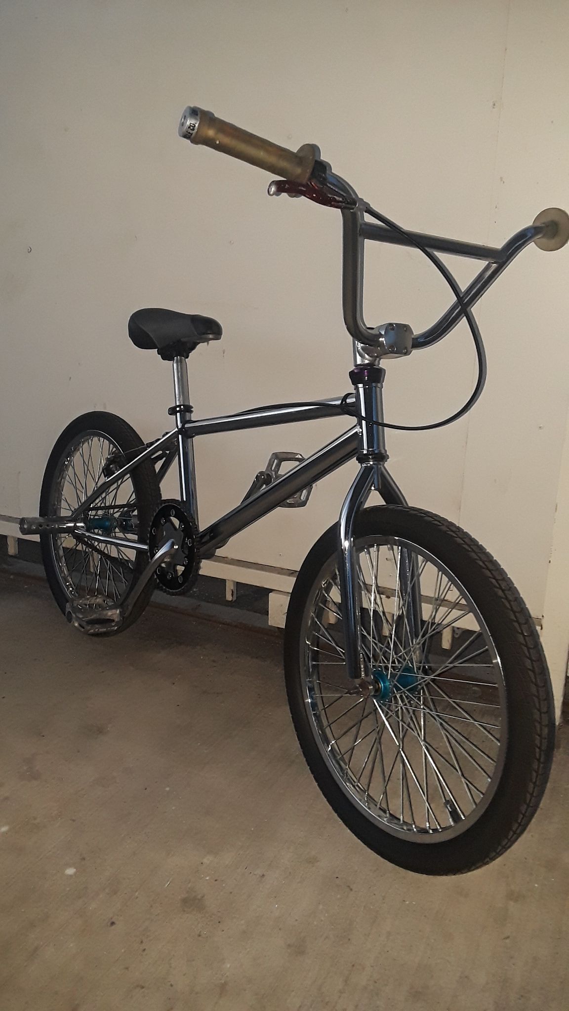 ELF - BMX BIKE