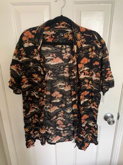 Men’s large Hawaiian shirt ￼