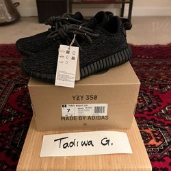 Adidas Yeezy 350 Pirate Black Size 7 
