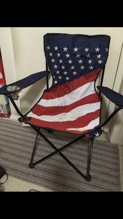 FOLDING CHAIR 