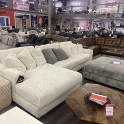 ⚡ Unbeatable Low Price❤️Lindyn 3pc LAF Chaise Sectional