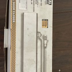 New Universal Hardware  Door Closer