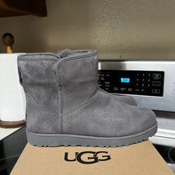 UGG Australia  Cory 2 Ankle boots Grey Sz 8.5 Womens 
