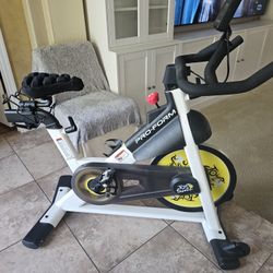 Pro Form Spin Bike- Tour De France 
