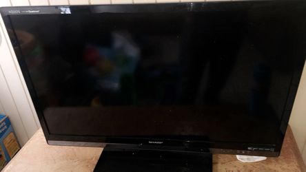 40 inch sharp tv no remote but can get universal remote or operate on screen