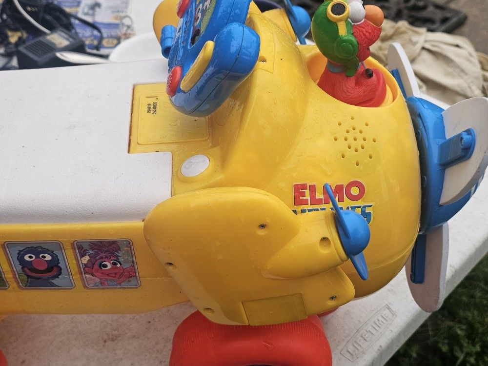 Kiddieland Sesame Street Elmo's Plane Light & Sound Activity Ride-On, Like New