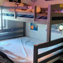 Bunkbed No Mattresss