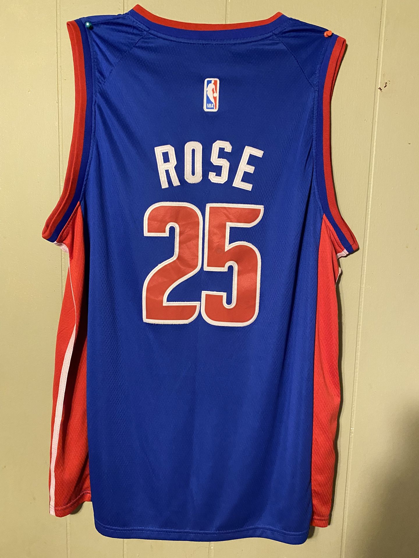 Derrick Rose Detroit Pistons Jersey