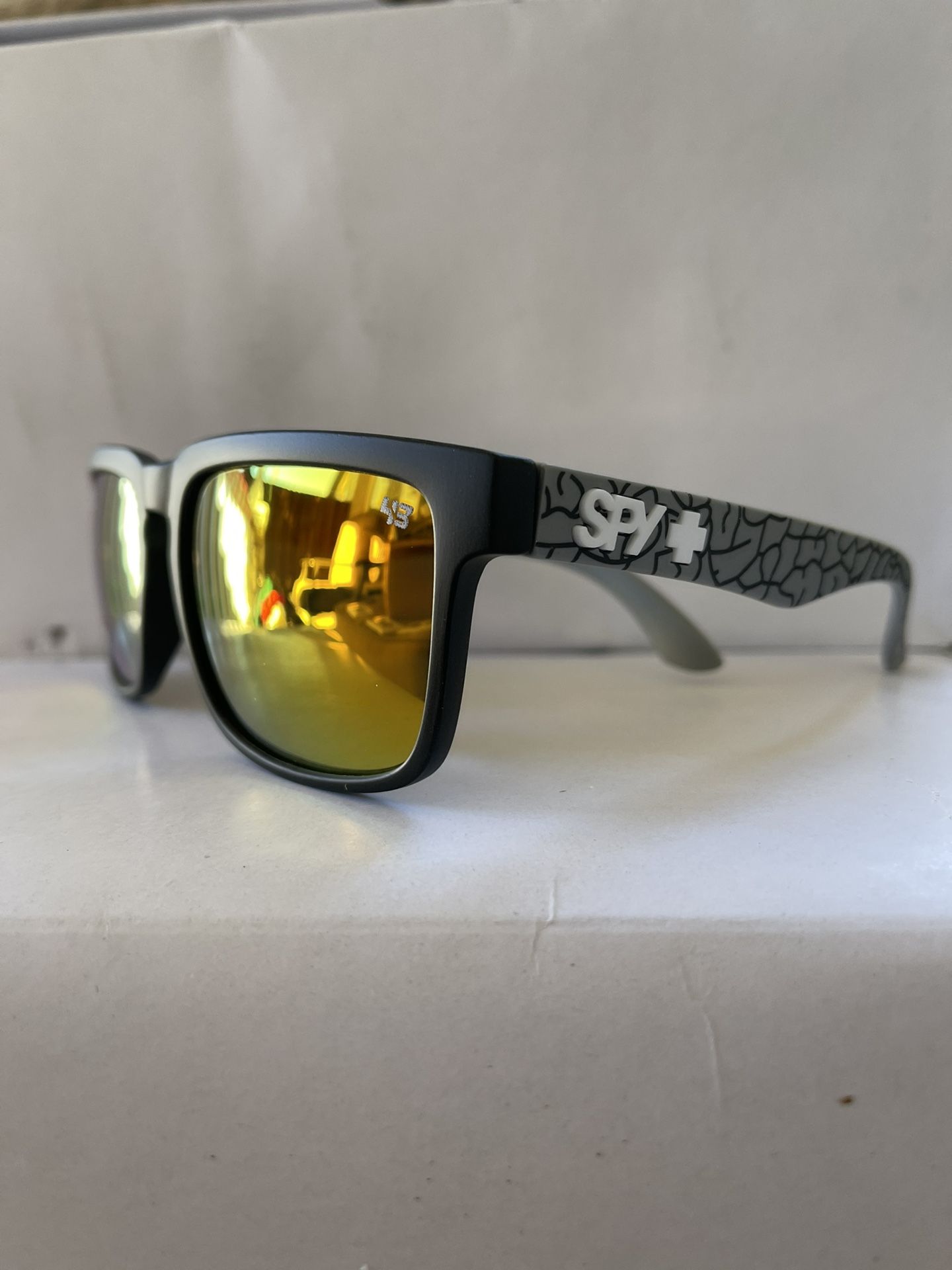 black and grey SPY
