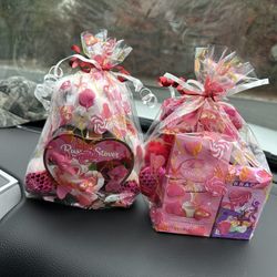 Russell Stover Floral Heart Gift Bag