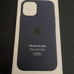 iPhone 12 Mini Silicone Case MagSafe 
