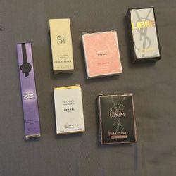 Women’s Fragrance Stocking Stuffers