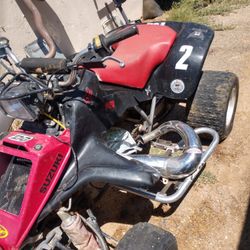 Suzuki Lt250 ( New Carburetor,Head Cylinder Jug, Head)