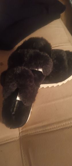 Koolaburra by UGG Furr Ah sandals,