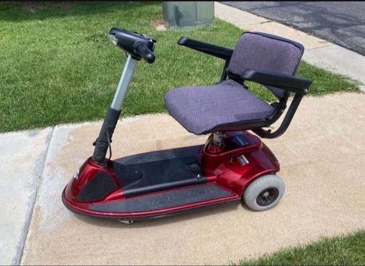 Pride Revo Three Wheel Scooter