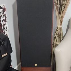 KEF Reference Series Model 3 Speakers – Audiophile Quality (Near Mint)