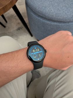 Pixel Watch 2 - 41mm - With Charging Station