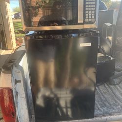 Microwave And Mini Fridge 
