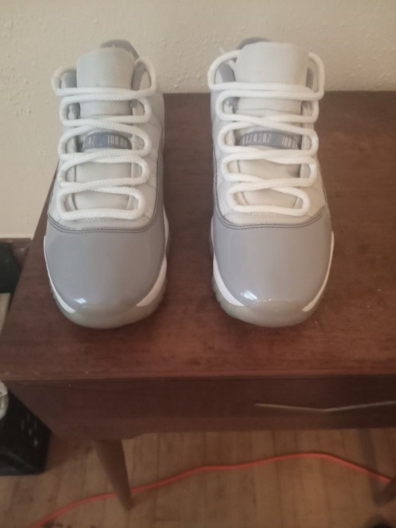 11 Grey Lows 