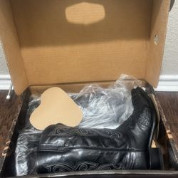 Lucchese Gator Boots