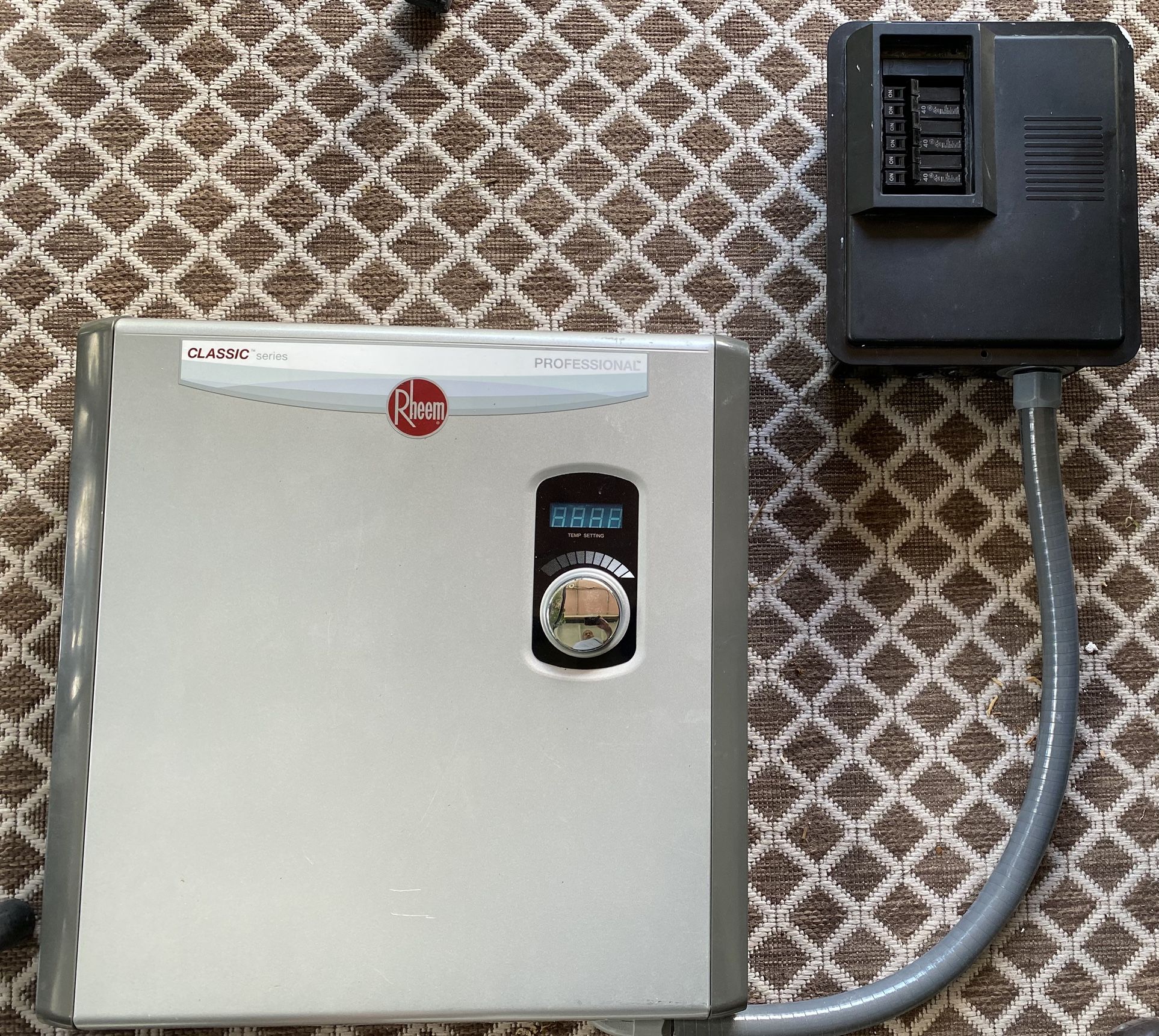 Rheem 24 KW Electric Tankless Water Heater