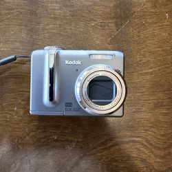 Kodak EazyShare Z1275 Digicam