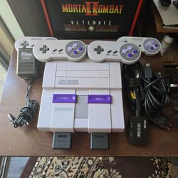 Original Super Nintendo + 5 Games + 4 Controllers + HDMI Converter