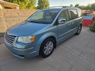 2008 Chrysler Town & Country