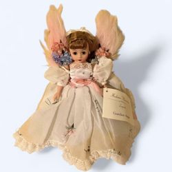 1996 MADAME ALEXANDER 9” Angel Of Harmony