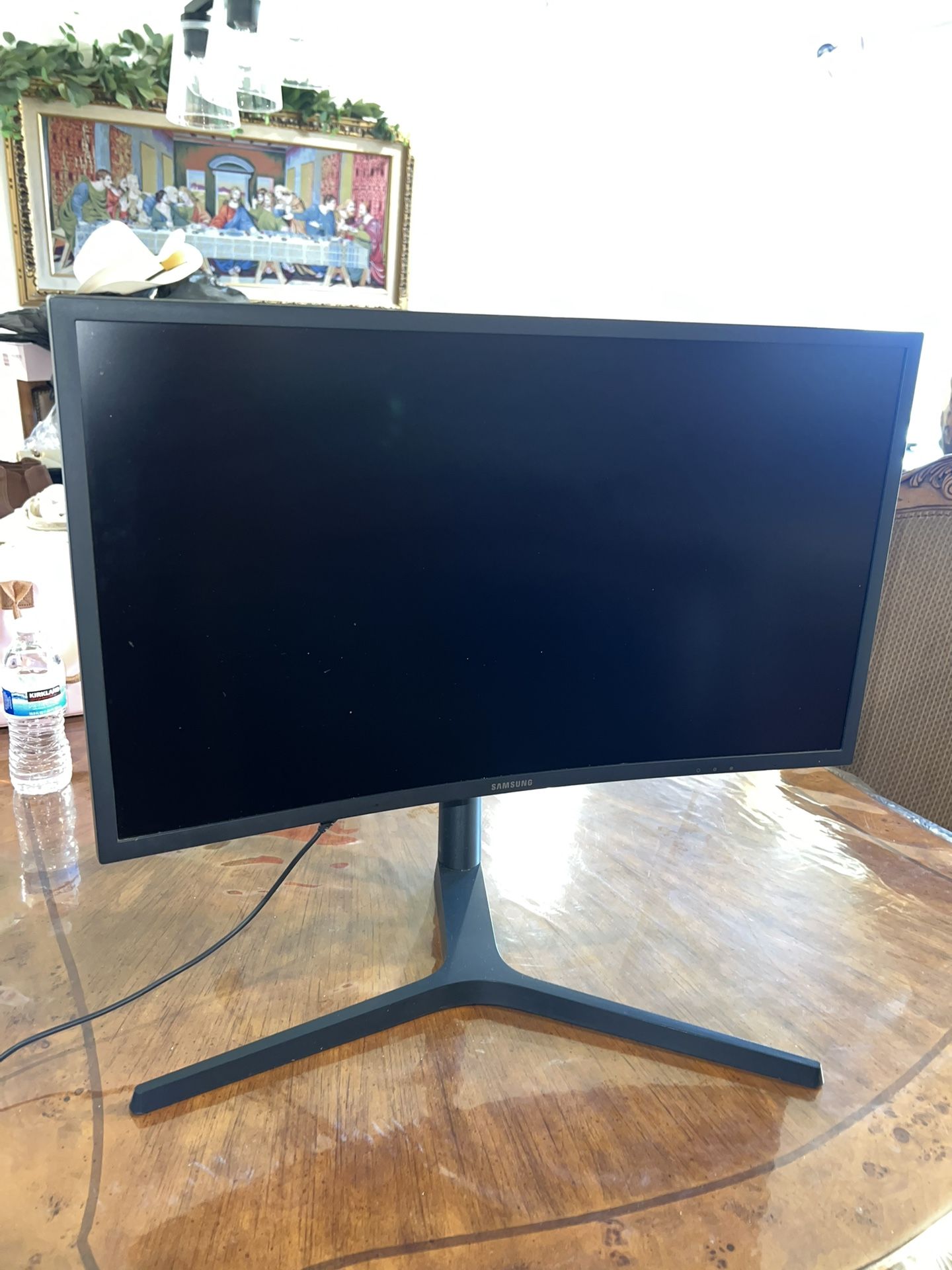 24” Samsung Curved Monitor