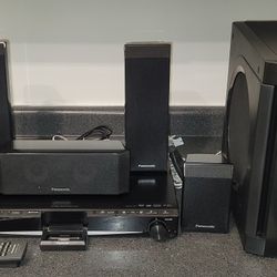 Panasonic SA-PT660 5.1-channel home theater system 5-disc DVD player