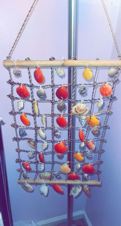 Hawaiian Shell Hanger