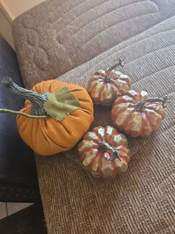 Haloween decorative pumpkins