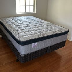 Queen Size Mattress Pillow Top 12” Thick.    All Sizes Available.     Delivery Available 