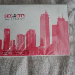 Sex In The City Perfume Pink Bottle New In Box