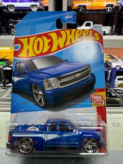 Blue Silverado extended cab /hot wheels