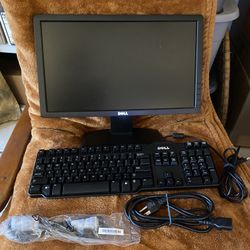 Dell 18.5 “ Monitor, Keyboard, & New VGA Cable